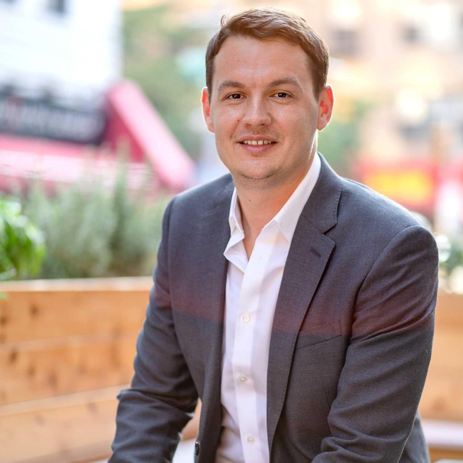 Кирилл — специалист по работе с языковой тревожностью